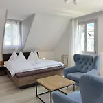 Henry's 300 By Interhome *