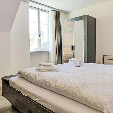 Lägenhet Henry's 300 By Interhome Interlaken