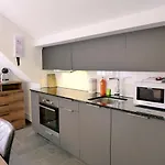 Henry's 300 By Interhome *